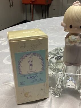 PRECIOUS MOMENTS BRIDES MAID. FIGURE BOXED 🌺🌺🌺🌺